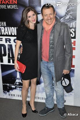 Dany Boon et sa femme Yaël à l'occasion de l'avant-première de  From Paris with Love , à l'UGC Normandie sur les Champs-Elysées, à Paris, le 11 février 2010.