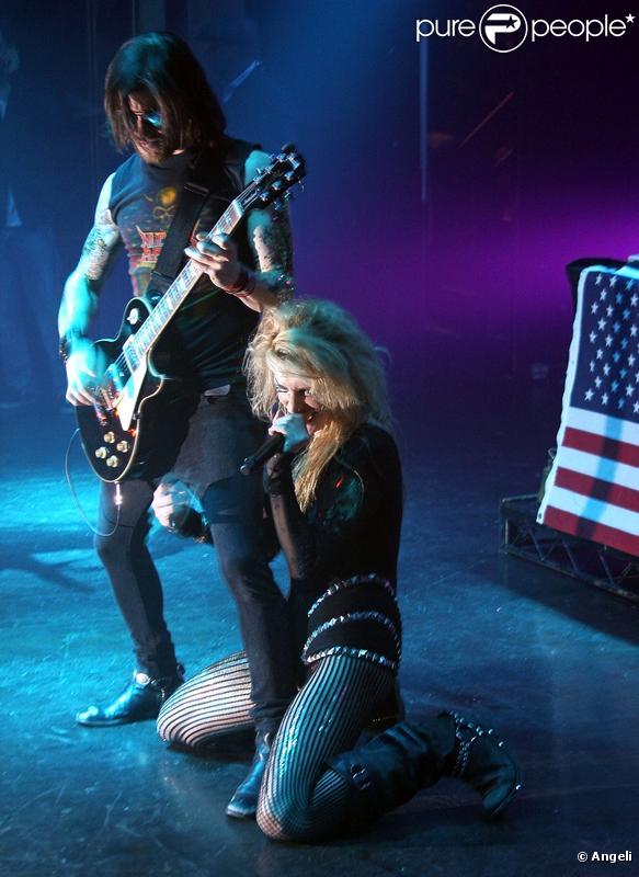 La chanteuse Kesha donne un concert à New York le 14 février 2010