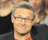 Laurent Ruquier, interviewé dans le dernier numéro de  Têtu , évoque ses rapports avec Steevy Boulay... pour répondre aux rumeurs !