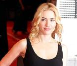 Kate Winslet est passée inaperçue sur le tapis rouge des Bafta  cause de la ferveur autour du prince William, à Londres, le 21 février 2010 !
