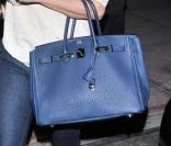 La belle Eva Longoria sortant de son restaurant de Los Angeles El Beso, le 23 février 2010