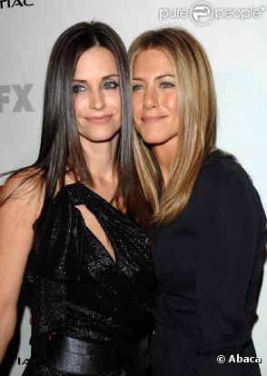 Se rencontrer sur le plateau d'une série intitulée Friends avait comme un goût de prémonition... Meilleure amie pendant plus de dix saisons à l'écran Monica et Rachel le sont devenues dans la vraie vie ! De vraies BFF !