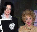 Elizabeth Taylor a été la grande confidente de Michael Jackson durant toute sa vie... Une véritable amitié liait les deux artistes ! 