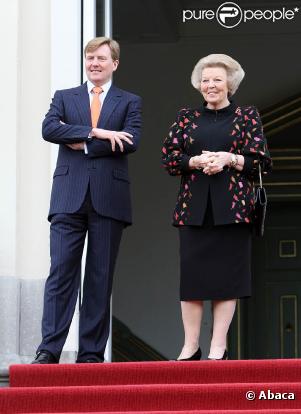 La reine Beatrix des Pays-Bas et son fils Willem-Alexander ont accueilli, le 3 mars 2010, les sportifs néerlandais médaillés à Vancouver à La Haye
