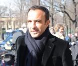 Nikos en balade à Paris, en pleine fashion week, le 4 mars 2010