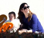 Jennifer Garner et ses filles Seraphina et Violet (4 février 2010, Brentwood)