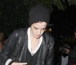 Samantha Ronson arrive au Château Marmont le 4 mars 2010