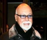 René Angélil annonce que Céline Dion travaille sur un nouvel album en français au  Parisien , le 15 mars 2010 !