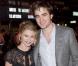 Robert Pattinson et Emilie de Ravin, à l'occasion de l'avant-première anglaise de Remember Me , qui s'est tenue à l'Odeon Cinema de Leicester Square, à Londres, le 17 mars 2010.
