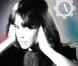 Alizée dévoilera le 29 mars 2010 son nouvel album, Une Enfant du siècle : mais, déjà, elle irradie, insaisissable pin-up, le clip de Les Collines