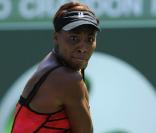 Venus Williams, tout droit sortie d'un cabaret lors de son match en quart de finale du tournoi de Miami le 30 mars 2010