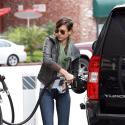 La ravissante Jessica Alba continue sur sa lancée mais oublie toujours de sourire !