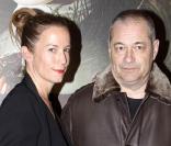 Jean-Pierre Jeunet et sa femme à l'occasion de l'avant-première des  Aventures extraordinaires d'Adèle Blanc-Sec , dans l'enceinte de l'UGC Normandie, à Paris, le 12 avril 2010.