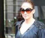 Jennifer Lopez à Paris le 25 avril 2010