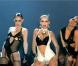 Dans le clip de  Not myself tonight , Christina Aguilera, très sexuelle, ne s'interdit aucune provocation et surfe sur des codes qui ont fait la gloire de Madonna et Lady Gaga