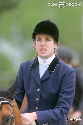 Charlotte Casiraghi sur son cheval 