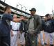 Eminem et Jay-Z étaient ensemble au Comerica Park de Detroit le 12 mai pour annoncer leurs deux concerts exceptionnels en septembre...