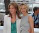Meg Ryan et la reine Noor de Jordanie lors du photocall Countdown to Zero, au Festival de Cannes, le 16 mai 2010