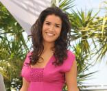 Sabrina Ouazani lors du photocall du film Des hommes et des dieux le 18 mai 2010 dans le cadre du festival de Cannes