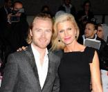 Après 12 ans de mariage, le couple Ronan Keating et Yvonne se sépare.