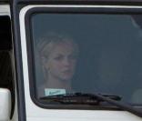Britney Spears s'est rendue dans un McDrive de Los Angeles, ce mercredi 19 mai, en compagnie de son garde du corps.