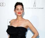 Marion Cotillard à l'occasion du dîner du gala de l'amfAR 2010 le 20 mai 2010 à l'Eden Roc au Cap d'Antibes