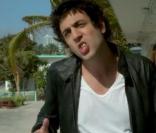 Max Boublil dans son clip Susan Boyle
