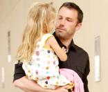 Ben Affleck et sa fille aînée Violet  (9 juin 2010 à Los Angeles)