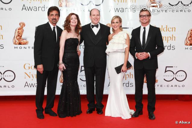 Joe Mantegna, Dana Delany, Prince Albert, Julie Benz et Simon Baker (10 juin 2010 à Monte-Carlo)