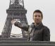 Sharlto Copley et  L'agence tous risques  en promo à Paris, sur le Champ de Mars, le 14 juin 2010.