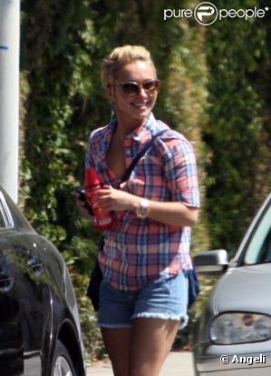 Hayden Panettiere à la sortie de chez elle à West hollywood