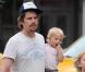 Ethan Hawke et sa fillette profitent pleinement du soleil new-yorkais !