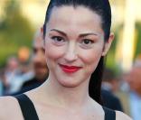 Le fantastique producteur et éditeur de musique Francis Dreyfus, père de l'actrice Julie Dreyfus (photo), s'est éteint des suites d'une longue maladie dans la nuit du 24 au25 juin 2010.