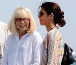 Mireille Darc, Pascal Desprez, Jean-Claude Darmon et Hoda Roche à Saint-Tropez. Juillet 2010