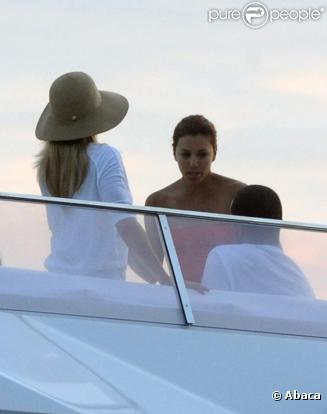 Eva Longoria et son mari Tony Parker  sur leur yacht Lady Ship  au large de Sibenik, en Croatie le 4 juillet  