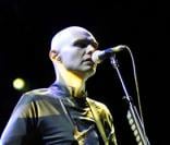Les Smashing Pumpkins (ici, le leader Billy Corgan) défendent leur 'intégrité artistique'