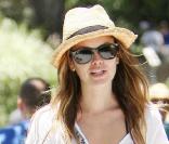 Rachel Bilson à L.A. Zoo en famille, à Los Angeles le 13 juillet 2010