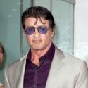 Le mythique Sylvester Stallone traîne avec sa femme à New York, avant d'arriver à Paris... façon Hollywood !