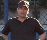 Brad Pitt dans le rôle de Billy Beane, sur le tournage de <em>Moneyball</em>, à Los Angeles, le 20 juillet 2010.