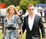 Holly Valance et son ami Nick Candy lors du match polo Cartier International Polo au Polo Guards Club à Engham en Angleterre le 25 juillet 2010