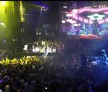 Paris Hilton fait la fête à Ibiza le 1er août 2010