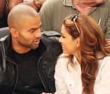 Eva Longoria et Tony Parker assistent au match de basket opposant les Etats-Unis à la France à New York le 15 août 2010
