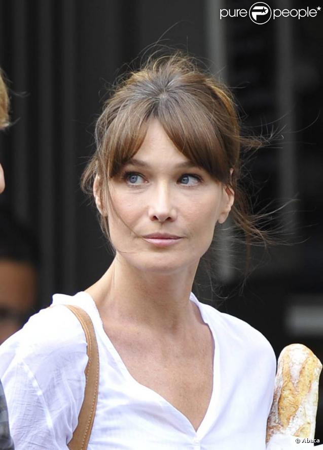Carla Bruni sur le tournage de Midnight in Paris de Woody Allen, juollet 2010