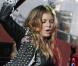 Fergie vient sur scène pour fêter l'anniversaire de Slash