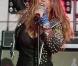Fergie vient sur scène pour fêter l'anniversaire de Slash