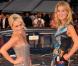 Jaime Winstone et Rosamund Pike à l'occasion de l'avant-première britannique de Made in Dagenham , qui s'est déroulée à l'Odeon de Leicester Square, à Londres, le 19 septembre 2010.