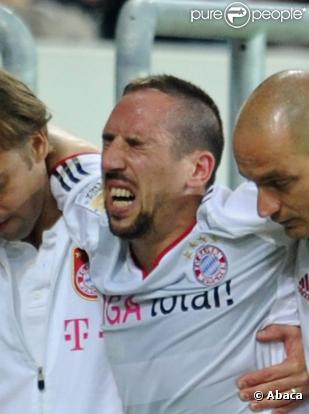 Franck Ribéry blessé lors du match opposant son équipe du Bayern de Munich au 1899 Hoffenheim, le 21 septembre 2010
