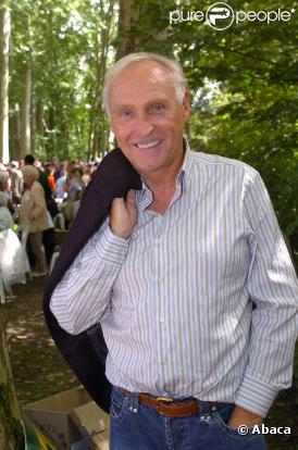 Après avoir quitté TF1 et LCI en juin, Jean-Marc Sylvestre rejoint la chaîne i-Télé à partir du 3 octobre 2010.