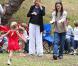 Jennifer Garner et Seraphina assistent au match de foot de Violet (2  octobre 2010 à Brentwood)