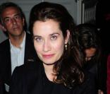 Emmanuelle Devos au défilé Yves Saint Laurent, le 4 octobre 2010, à Paris. Fashion Week